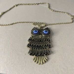 Retro owl necklace